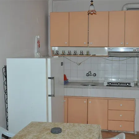 מלון דירות Bonjorno מרמריס
